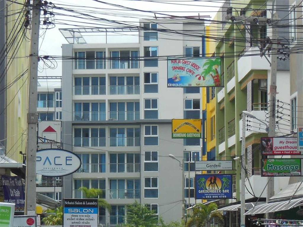 Boomerang Guesthouse And Bar Pattaya Ngoại thất bức ảnh