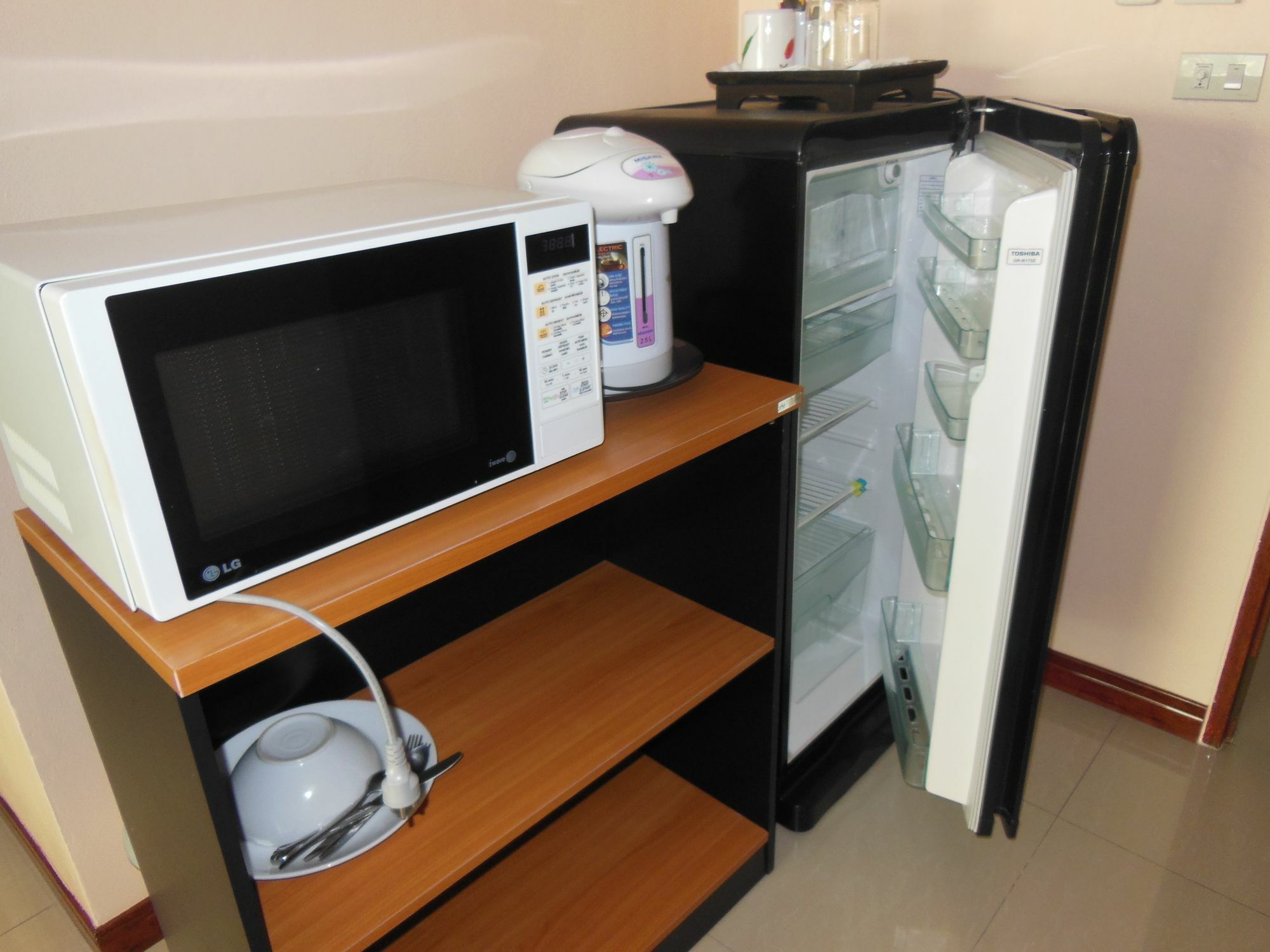 Boomerang Guesthouse And Bar Pattaya Ngoại thất bức ảnh