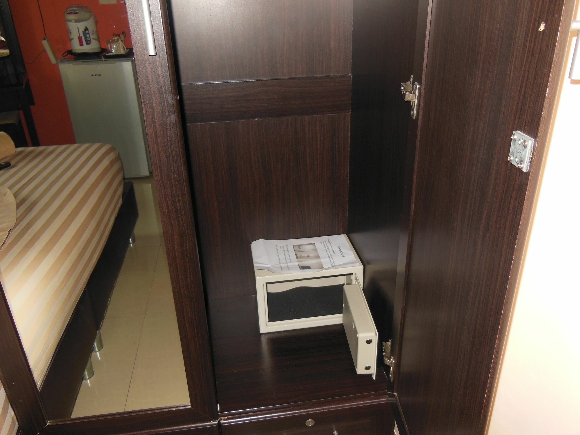 Boomerang Guesthouse And Bar Pattaya Ngoại thất bức ảnh