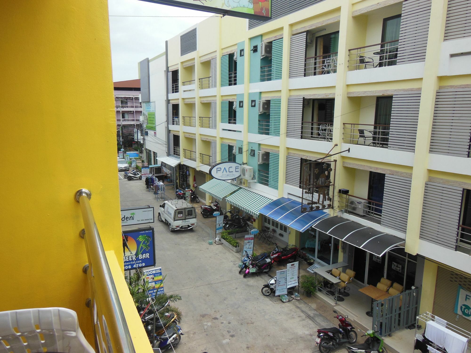 Boomerang Guesthouse And Bar Pattaya Ngoại thất bức ảnh