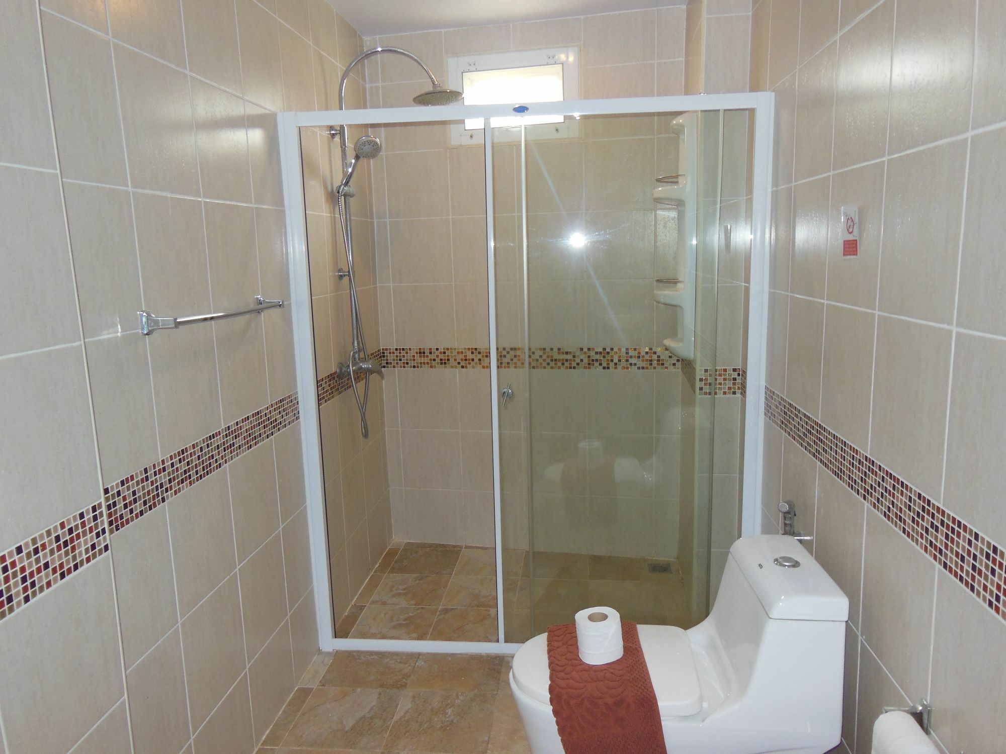 Boomerang Guesthouse And Bar Pattaya Ngoại thất bức ảnh